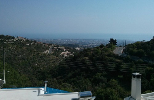 Tsada House | Cottage with Pool nestled in the Hills with Sea & City Views
