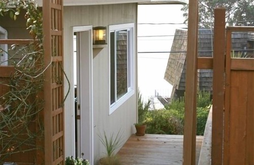 Three Tree Point Cottage | Cottage with Puget Sound, Mount Rainier, & Olympic Views