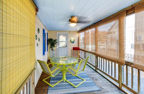 Chincoteague House | Cottage with Yard in Dtwn Chincoteague!