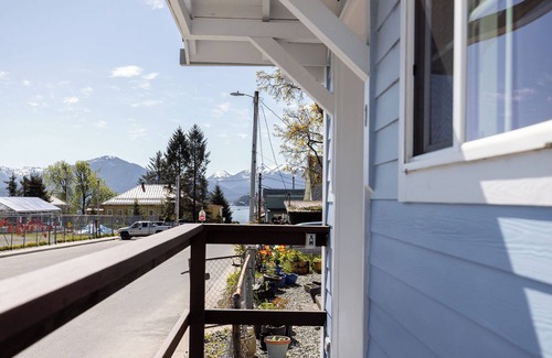 Sitka Cottage | Cottages on Monastery – A Downtown Sitka Retreat