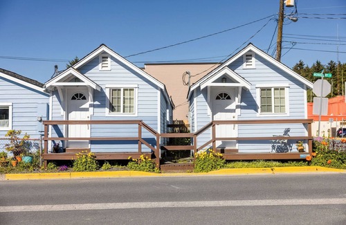 Sitka Cottage | Cottages on Monastery – A Downtown Sitka Retreat