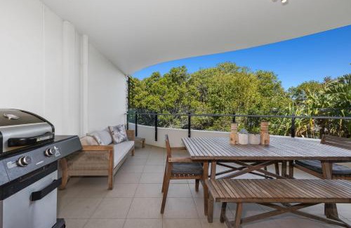 Casuarina Apartment | Cotton Beach 97 Luxurious Mid Floor Apartment