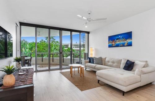 Casuarina Apartment | Cotton Beach Apartment 33 With Pool Views