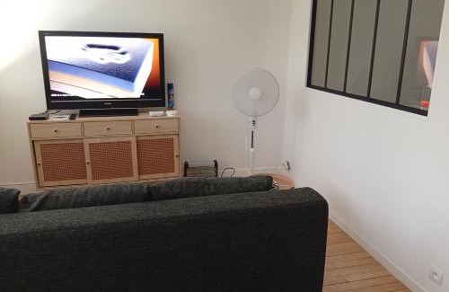 Mazamet Apartment | Coucher de soleil, calme, gros matelas, parking, 2 lits, lave-linge, wifi, netflix