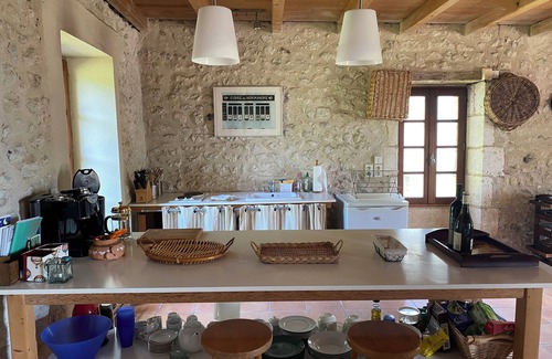 Bouteilles-Saint-Sebastien House | Country Guest House - Pool with Spectacular Dordogne Views