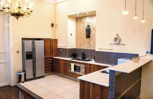 Terezvaros Apartment | Count Andrassy Luxurious Residence