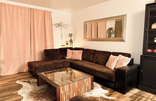 Teeds Grove Apartment | Country Apartment Rental in an Outdoor Paradise!