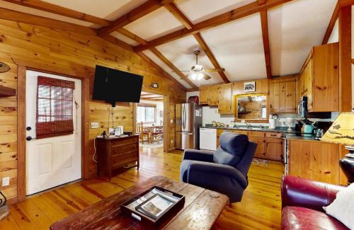 Sautee Nacoochee House | Country Breeze