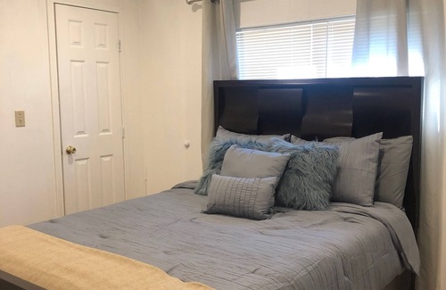 Comfort Bed & Breakfast | Country Cabins #1 110 Flatrock Creek Road