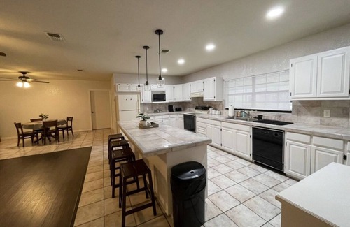Amistad National Recreational Area House | Country Comfort Retreat