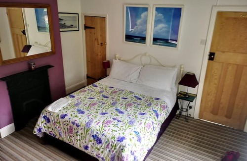 Seaham House | Country cottage by a stream. Seaham Seaglass area.