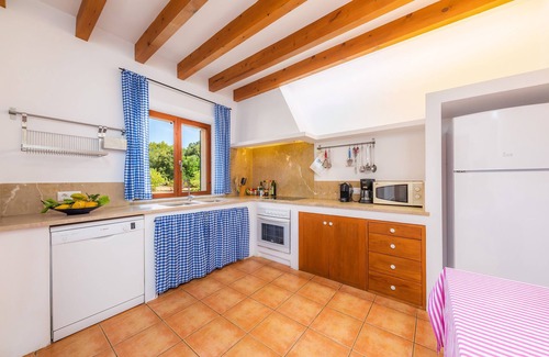 Arta Villa | Country Estate with Pool, Wi-Fi, Air Conditioning, Garden and Patio