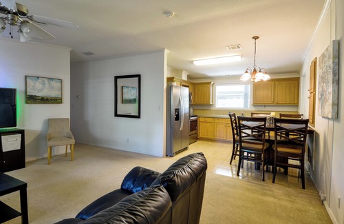 Fish Hawk Other | Country Farmhouse and Guesthouse, 7br/4ba, Sleeps 16 with Hot Tub