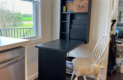 Alexandria House | Country Getaway Gorgeous Views on 10 acres near small towns and bike trails.
