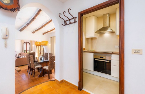 Vilafranca de Bonany Villa | Country House 'Can Munito' with Private Pool, Wi-Fi and Air Conditioning