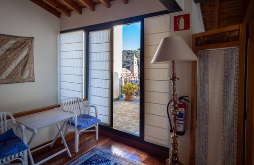Villabuena de Alava House | Country House 'Baigorrietxea' with Private Terrace and Balcony