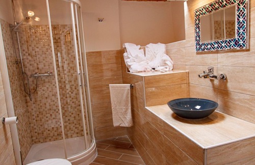 Cartoceto Bed & Breakfast | country house 10 km from Fano Camera Suite