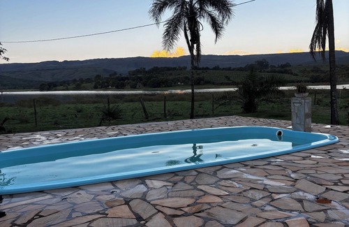 Delfinopolis Cottage | Country house by the dam and overlooking the mountains