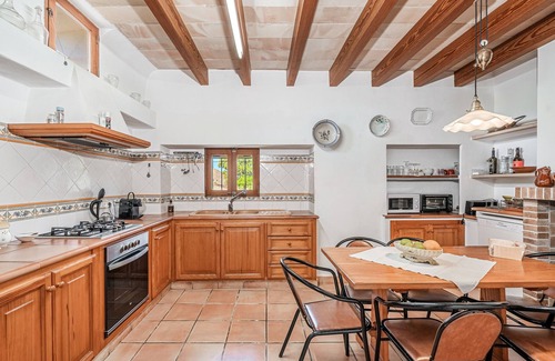 Felanitx Villa | Country House "Ca S'Hereu" with Mountain View, Private Terrace & Wi-Fi