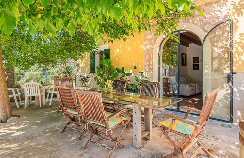 Felanitx Villa | Country House "Ca S'Hereu" with Mountain View, Private Terrace & Wi-Fi