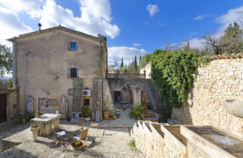 Lloseta Villa | Country House 'Can Bosquet' with Mountain View, Private Pool and Wi-Fi