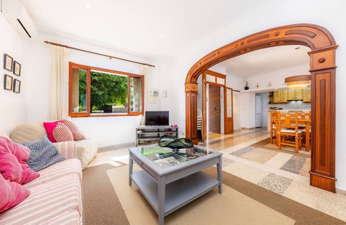 Costitx Villa | Country House 'Can Tiro' with Private Pool, Wi-Fi and Air Conditioning