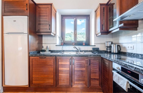 Sant Llorenc des Cardassar Villa | Country House 'Can Mandai' with Mountain View, Wi-Fi and Air Conditioning