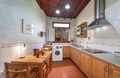 Hermigua House | Country House 'Casa Afortunada' with Sea View, Balcony and Wi-Fi
