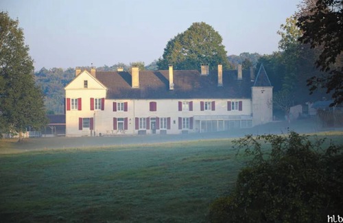 Arc-en-Barrois Villa | Country House 'Domaine Du Val Bruant' with Shared Terrace and Wi-Fi