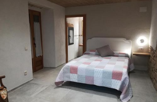 Sant Bartomeu del Grau House | Country House El Permanyer