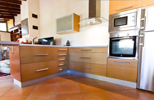 l'Aranjassa Villa | Country House "Pequeña Casita de Invitados" with Private Pool & Wi-Fi