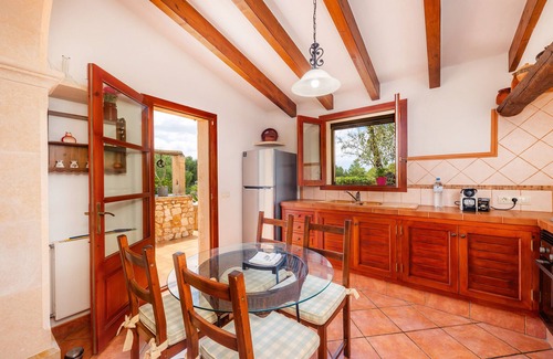 Petra Villa | Country House 'Es Turó De Son Mel' with Mountain View, Private Pool and Wi-Fi