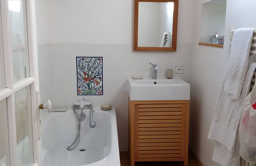 Bresse-sur-Grosne House | Country House with view - sleeps 5-7 - Near Cluny