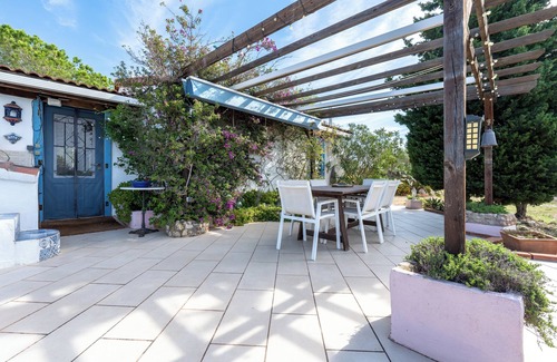 Camarles House | Country House 'Habitacion Doble Jardin' with Mountain View, Shared Pool and Wi-Fi