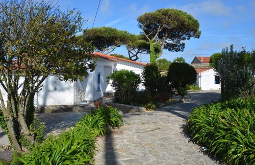 Fontanelas Cottage | Country house in a magical garden near the beach