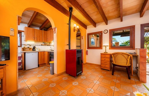 Cala Ratjada Villa | Country House 'Ladimora' with Sea View, Wi-Fi and Air Conditioning