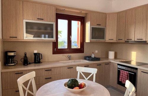 Monolithos Villa | Country House 'Pasithea' with Sea View, Wi-Fi and Air Conditioning