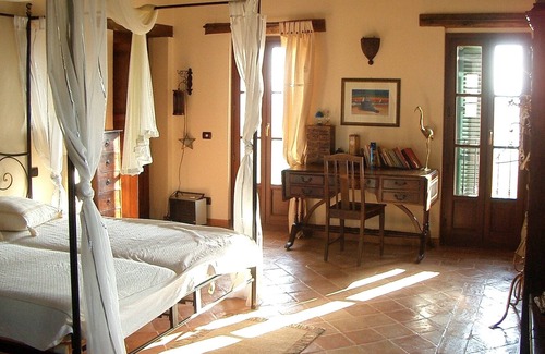 Monteprandone House | Country house with pool in a secluded location with panoramic sea 7 km, pets allowed