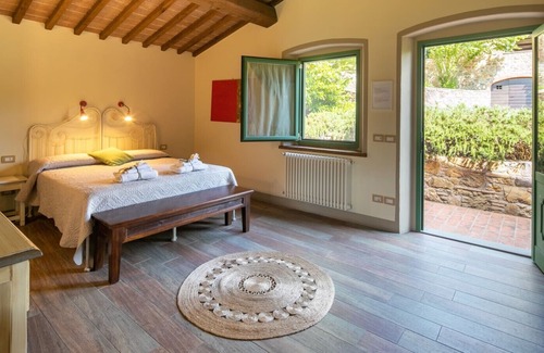 Carmignano House | Country house with outbuilding and private pool, close to Florence