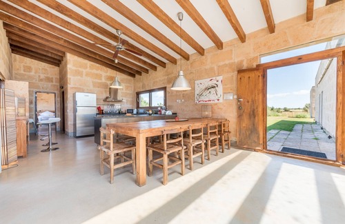 Campos Villa | Country House with Pool, a/a, Large Garden, Terraces & Wi-Fi; Parking Available, Pets Allowed
