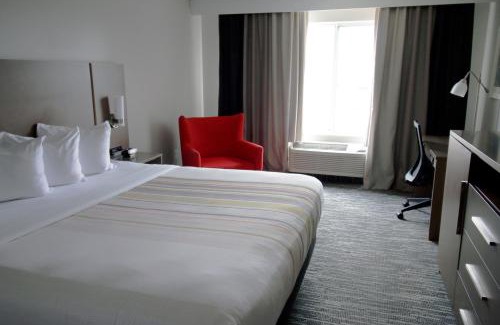 Council Bluffs Hotel | Country Inn & Suites by Radisson, Council Bluffs, IA
