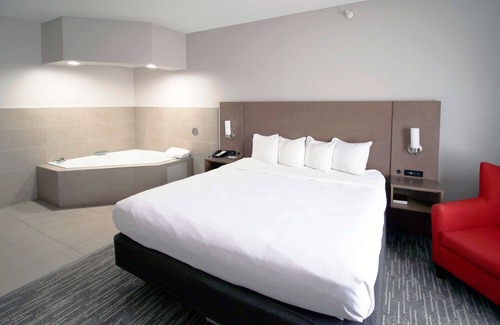 Council Bluffs Hotel | Country Inn & Suites by Radisson, Council Bluffs, IA