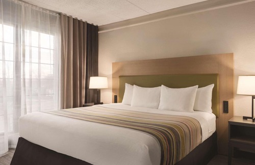 Hoffman Estates Hotel | Country Inn & Suites by Radisson, Hoffman Estates, IL