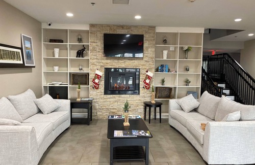 Bensenville Hotel | Country Inn & Suites by Radisson, Chicago O'Hare South, IL