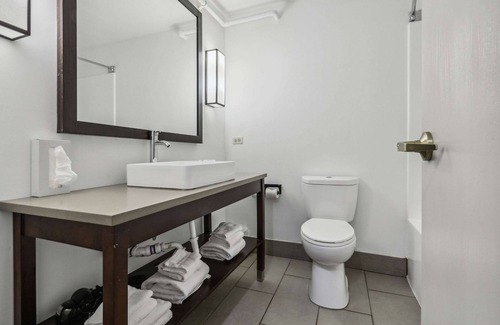 Bensenville Hotel | Country Inn & Suites by Radisson, Chicago O'Hare South, IL