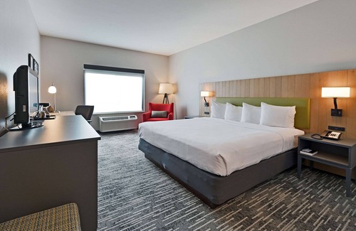 Bloomington Hotel | Country Inn & Suites by Radisson, Bloomington-Normal Airport, IL