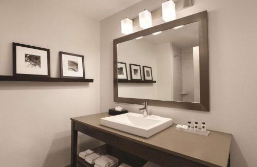 Lookout Valley Neighborhood Association Hotel | Country Inn & Suites by Radisson, Chattanooga-Lookout Mountain