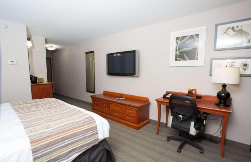 Grand Forks Hotel | Country Inn & Suites by Radisson, Grand Forks, ND