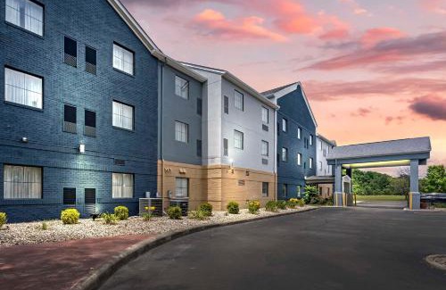 Pickerington Hotel | Country Inn & Suites by Radisson, Pickerington, OH