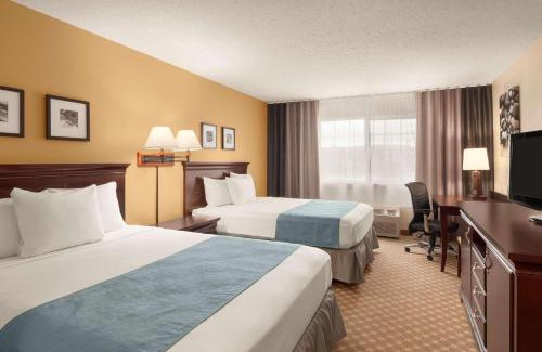 Downtown Hotel | Country Inn & Suites by Radisson, Sioux Falls, SD